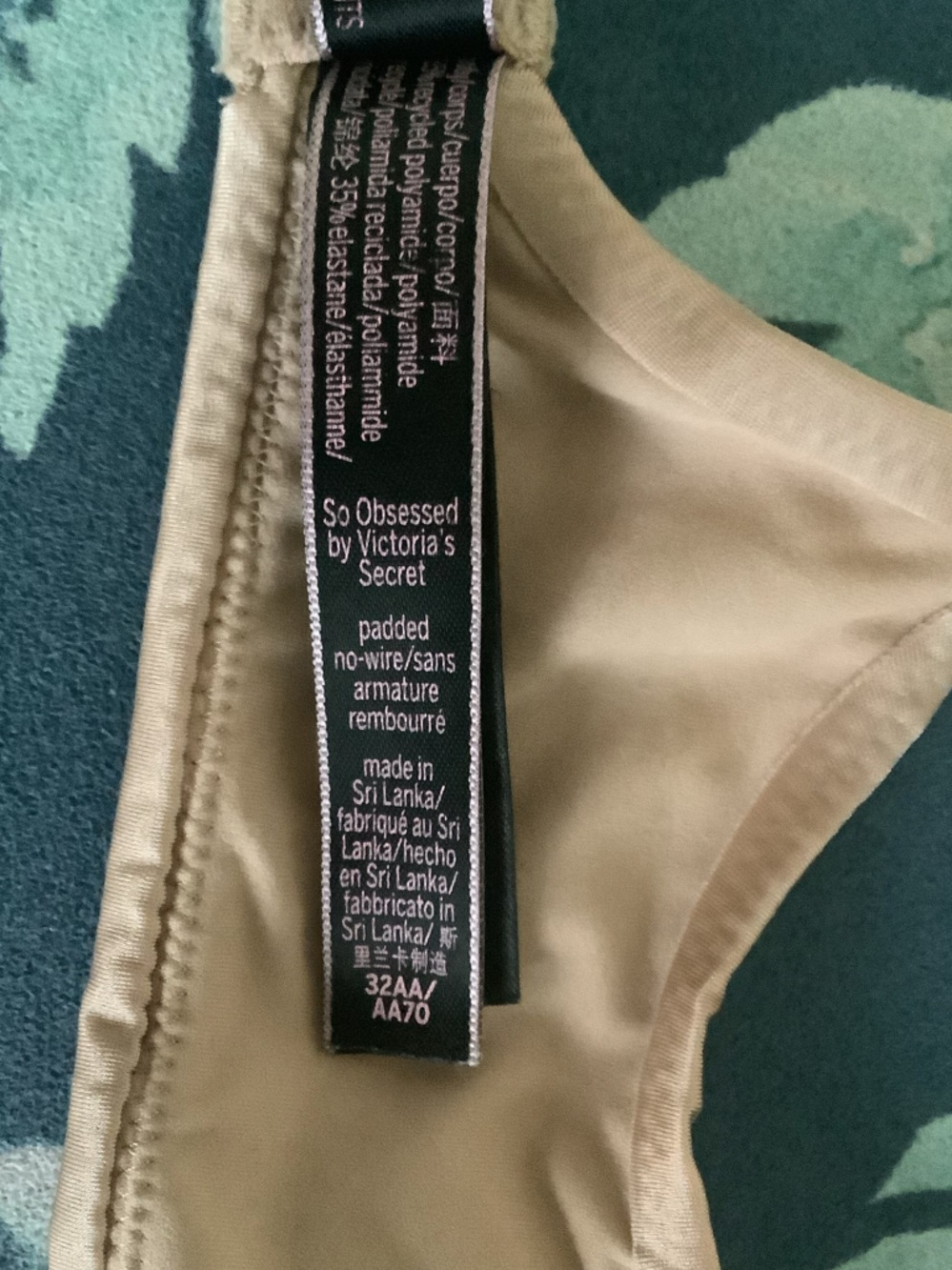 NWOT- VS So Obsessed Wireless Push Up Bra - Picture 9 of 10